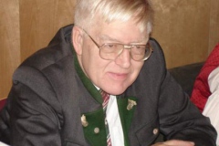 1372_gross