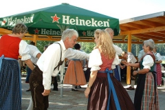 1646_gross
