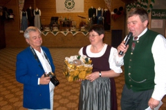 1702_gross