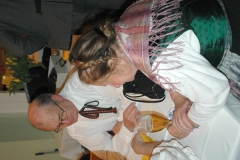 2077_gross