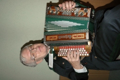 2084_gross