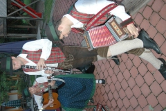 2137_gross